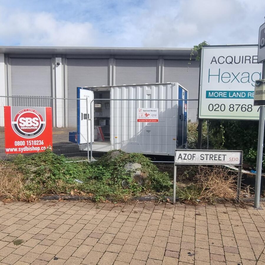 Building demolition clearance87 Blackwall Lane SBS Demolition