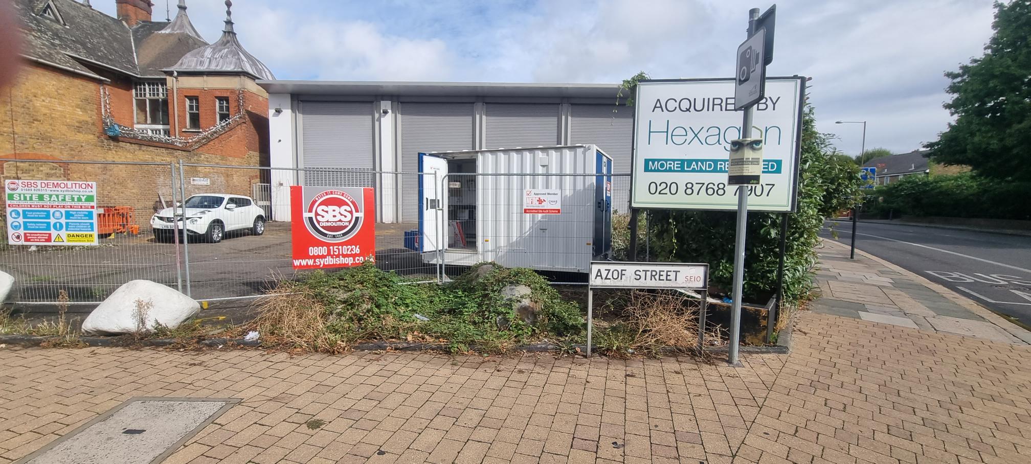 Demolition of 87 Blackwall Lane case study SBS Demolition